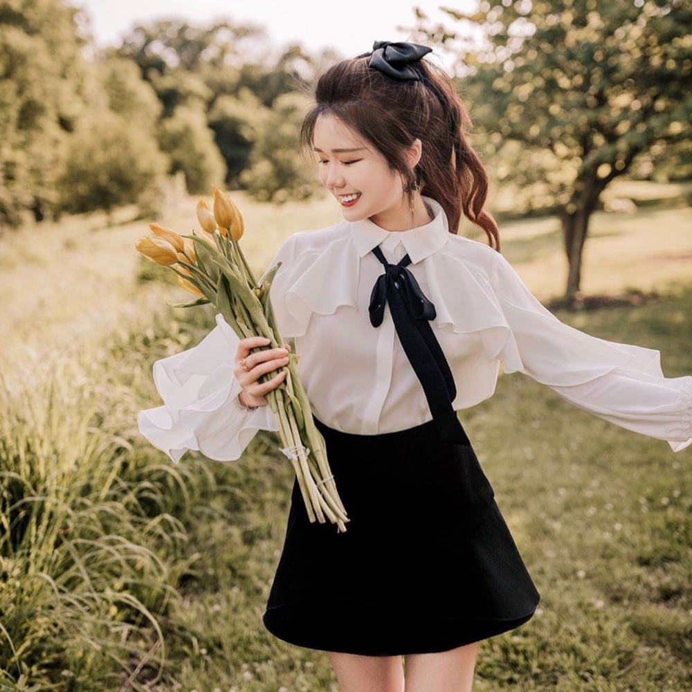 J.ING Oleander romantic white flowy blouse with black tie neck bow Korean